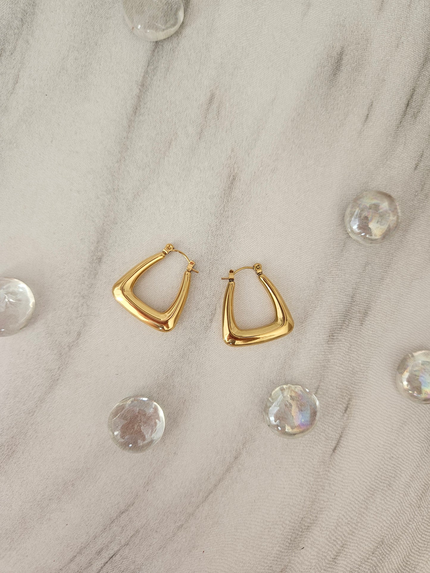Vintage 18k gold plated earrings