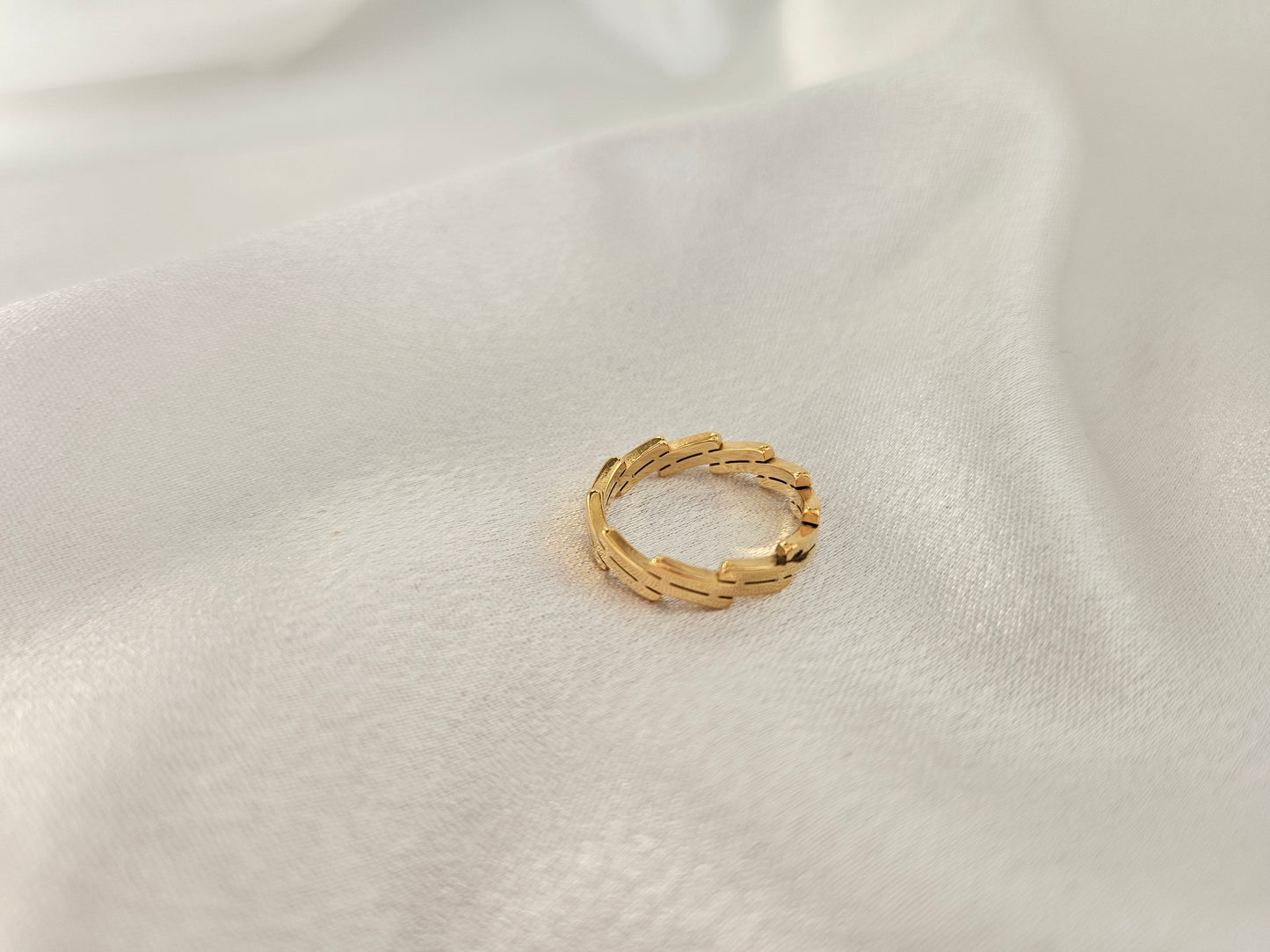 18k Gold plated irregular double line ring